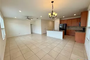 2065 Oxbow Cir, New Braunfels, TX 78130 - Photo 15