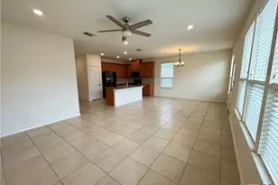2065 Oxbow Cir, New Braunfels, TX 78130 - Photo 17