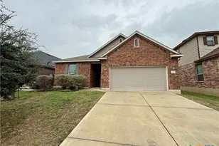 2065 Oxbow Cir, New Braunfels, TX 78130 - Photo 1