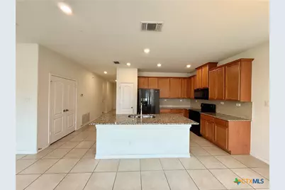 2065 Oxbow Circle, New Braunfels, TX 78130 - Photo 11