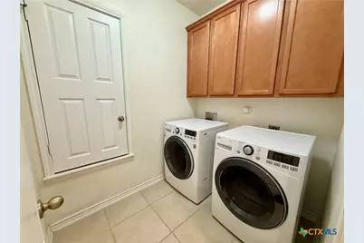 2065 Oxbow Circle, New Braunfels, TX 78130 - Photo 7