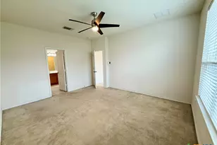 2065 Oxbow Cir, New Braunfels, TX 78130 - Photo 19