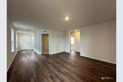 537 Autumn Blaze, New Braunfels, TX 78130 - Photo 5