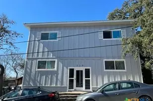 319 North St, San Marcos, TX 78666 - Photo 1