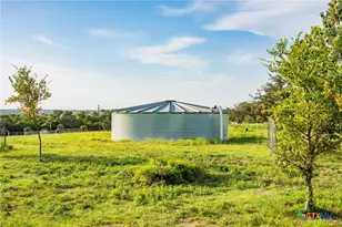 2055 Co Rd 284, Liberty Hill, TX 78642 - Photo 23