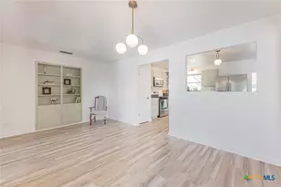 704 W Mary Jane Dr, Killeen, TX 76541 - Photo 9