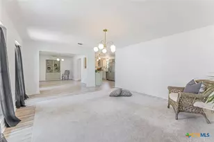 704 W Mary Jane Dr, Killeen, TX 76541 - Photo 13