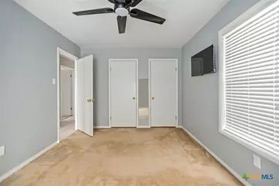 525 Travis Street, Port Lavaca, TX 77979 - Photo 13