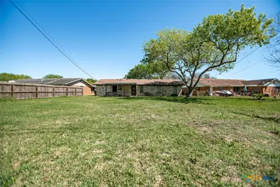525 Travis Street, Port Lavaca, TX 77979 - Photo 21