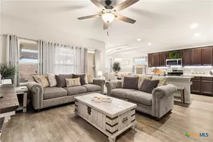 330 Saiga Dr, New Braunfels, TX 78130 - Photo 5