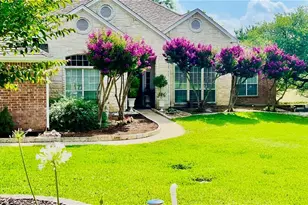 200 Carriage House Rd, Salado, TX 76571 - Photo 1