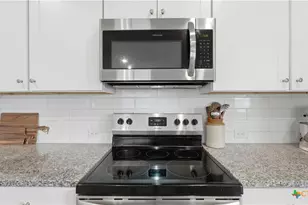 2717 San Martin Ln, Seguin, TX 78155 - Photo 5