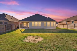 642 Rusty Gate Wy, New Braunfels, TX 78130 - Photo 33