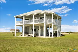 299 Bay Dr, Palacios, TX 77465 - Photo 3