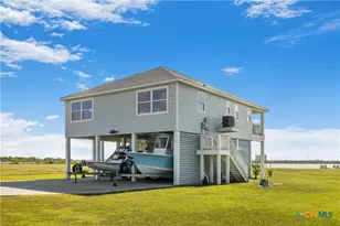 299 Bay Dr, Palacios, TX 77465 - Photo 5