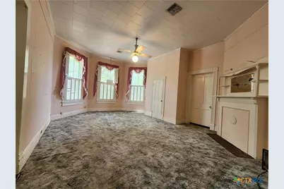 408 E Prairie Street, Cuero, TX 77954 - Photo 25