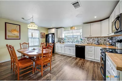 2283 Schwab Road, Marion, TX 78124 - Photo 7