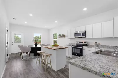 1234 Clearcreek Drive, Canyon Lake, TX 78133 - Photo 11