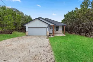 1234 Clearcreek Dr, Canyon Lake, TX 78133 - Photo 3