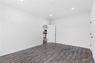 1234 Clearcreek Dr, Canyon Lake, TX 78133 - Photo 21