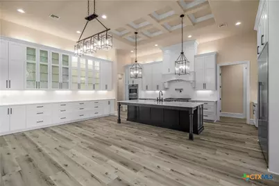 331 Sendera Loop, Victoria, TX 77904 - Photo 9