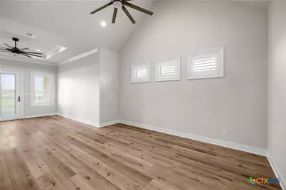 331 Sendera Loop, Victoria, TX 77904 - Photo 15