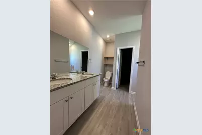 341 Cordova Crossing, Seguin, TX 78155 - Photo 17