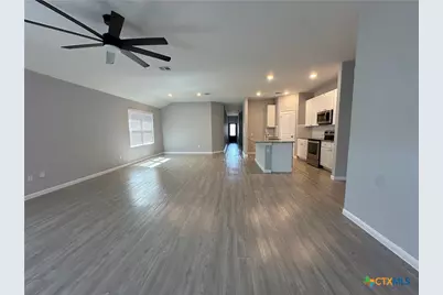 341 Cordova Crossing, Seguin, TX 78155 - Photo 5