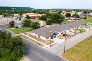 414 W Avenue C, Copperas Cove, TX 76522 - Photo 23