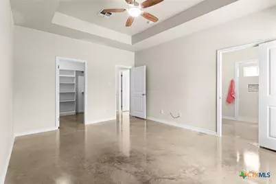 414 W Avenue C, Copperas Cove, TX 76522 - Photo 13