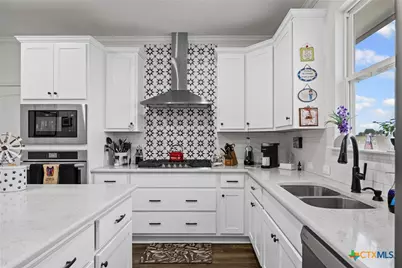 240 Oil Field Road, Lockhart, TX 78644 - Photo 5