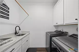 240 Oil Field Rd, Lockhart, TX 78644 - Photo 21