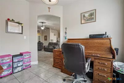 495 Pecan Forest, New Braunfels, TX 78130 - Photo 17