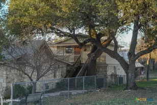 503 E Ave G, Lampasas, TX 76550 - Photo 23