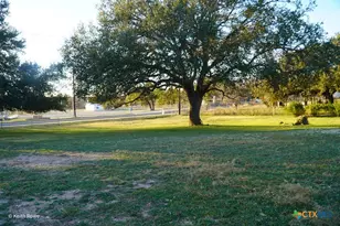 503 E Ave G, Lampasas, TX 76550 - Photo 19