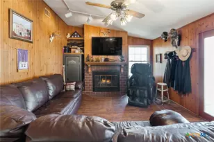 505 Co Rd 4205, Cranfills Gap, TX 76637 - Photo 15