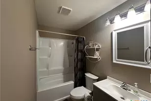 505 Co Rd 4205, Cranfills Gap, TX 76637 - Photo 35