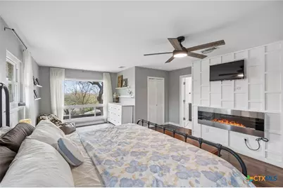 677 Floral Avenue, New Braunfels, TX 78130 - Photo 21