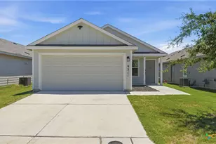 9211 Navarro Vis, Seguin, TX 78155 - Photo 1