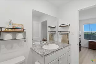 9211 Navarro Vis, Seguin, TX 78155 - Photo 21