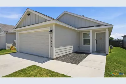 9211 Navarro Vista, Seguin, TX 78155 - Photo 3