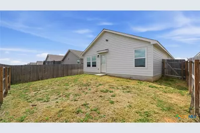 9211 Navarro Vista, Seguin, TX 78155 - Photo 29