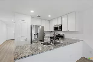9211 Navarro Vis, Seguin, TX 78155 - Photo 7
