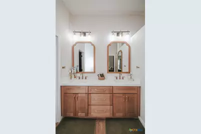 324 Brushy Creek, Victoria, TX 77904 - Photo 15