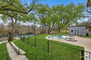 54 S Hampton Dr, Seguin, TX 78155 - Photo 29