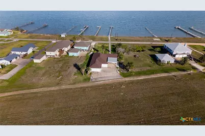 316 Marshall Johnson Avenue, Port Lavaca, TX 77979 - Photo 37