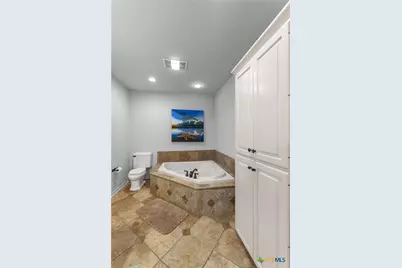 316 Marshall Johnson Avenue, Port Lavaca, TX 77979 - Photo 31