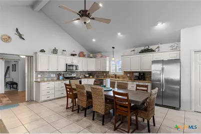 316 Marshall Johnson Avenue, Port Lavaca, TX 77979 - Photo 25