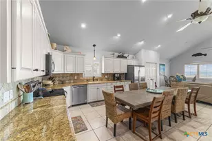 316 Marshall Johnson Ave, Port Lavaca, TX 77979 - Photo 21