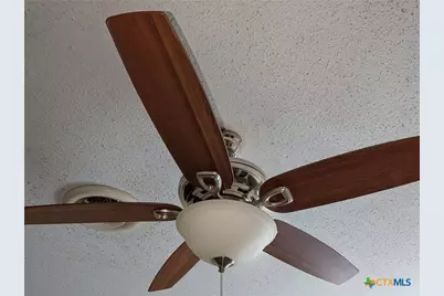 2406 Bon Aire Avenue, Victoria, TX 77901 - Photo 11